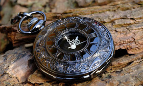 ИСТОРИЯ КАРМАННЫХ ЧАСОВ1632504103