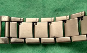 Как отрегулировать металлический браслет часов?1633440107